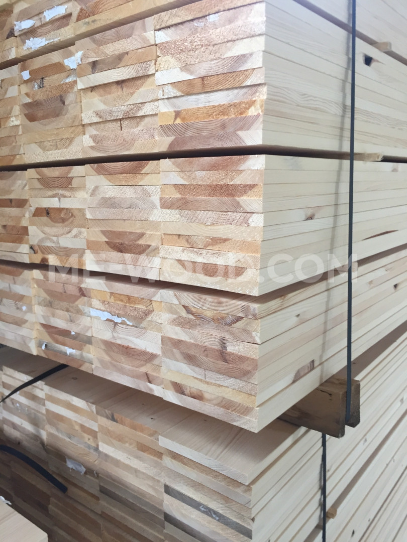 Legno di conifere segato