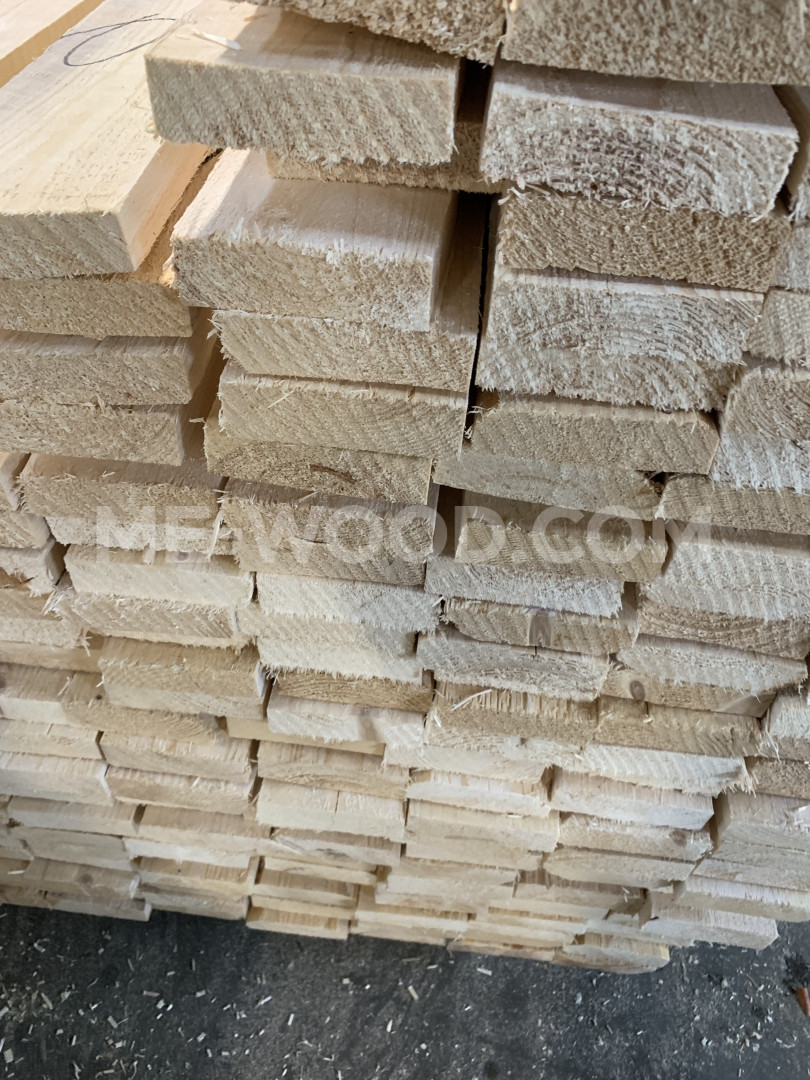 Legno di conifere segato